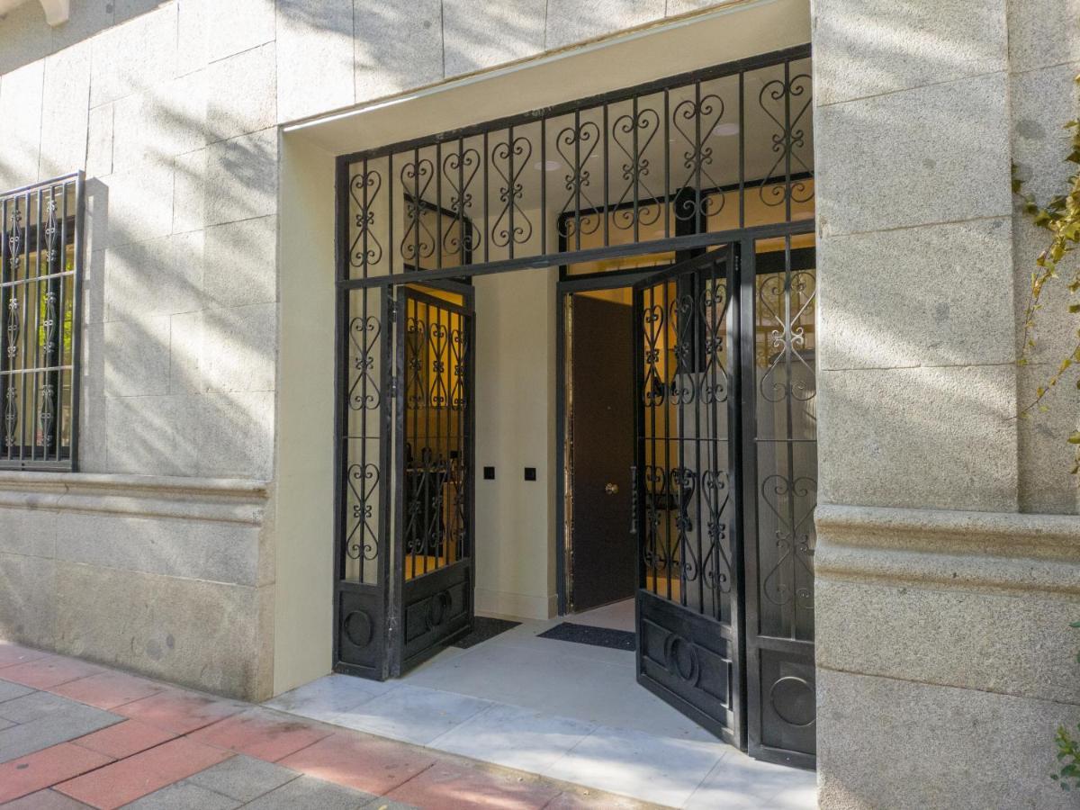 דירות מדריד Precioso Apartamento Nuevo En Calle Ferraz מראה חיצוני תמונה